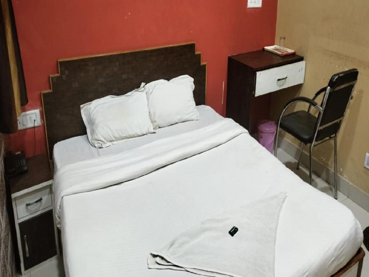 Hotel Kashi バラナシ エクステリア 写真